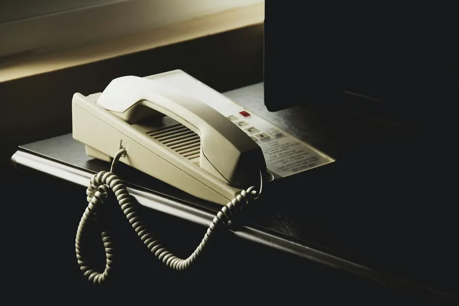 Ancien téléphone de bureau